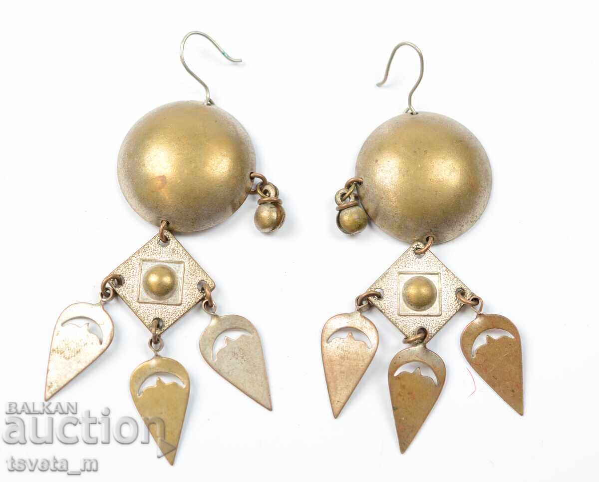 Αντίκες σκουλαρίκια με τιμή 4.00 BGN | € 2.05