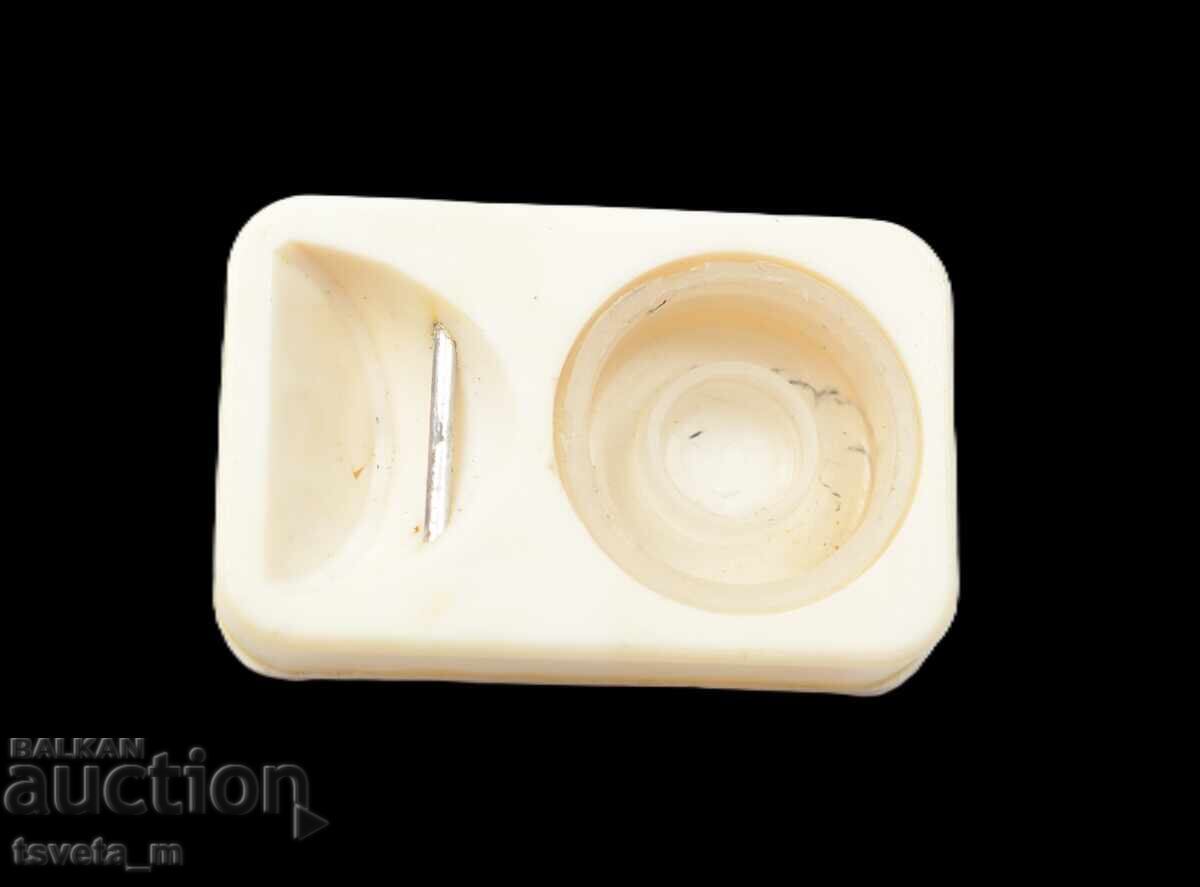 Διαφημιστικό ανοιχτήρι ΚΖ Γ. Δημητρόφ Βάρνα σοσιαλ με τιμή 4.00 BGN | € 2.05