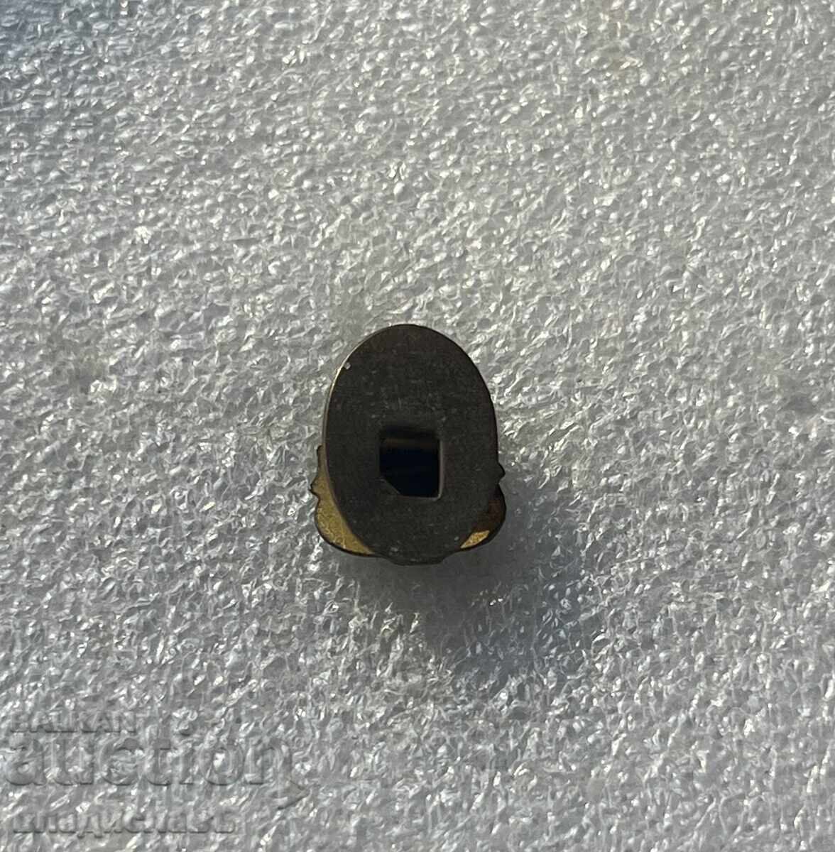 Spania - ecuson de fotbal FC BARCELONA cu preț 32.00 BGN | € 16.36