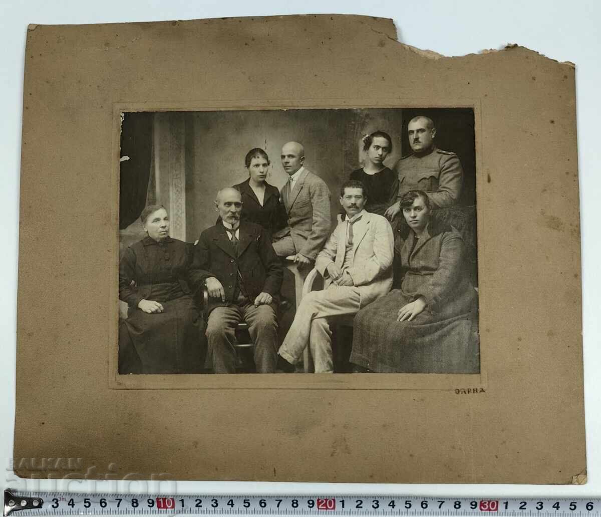 Livrarea 1922 VARNA POZĂ DE FAMILIE VECHE FOTOGRAFIE CARTON Livrarea 1922 VARNA POZĂ DE FAMILIE VECHE FOTOGRAFIE CARTON
