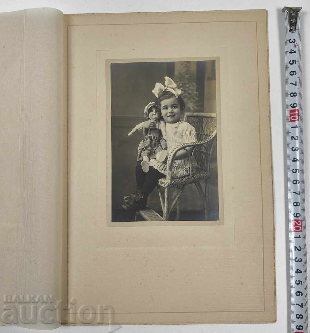 CHILD GIRL DOLL OLD CHILD PHOTO PHOTOGRAPH CARD with price 45.00 BGN | € 23.01