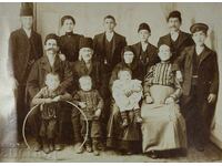 END OF THE 19TH CENTURY OLD FAMILY PHOTO PHOTOGRAPH
