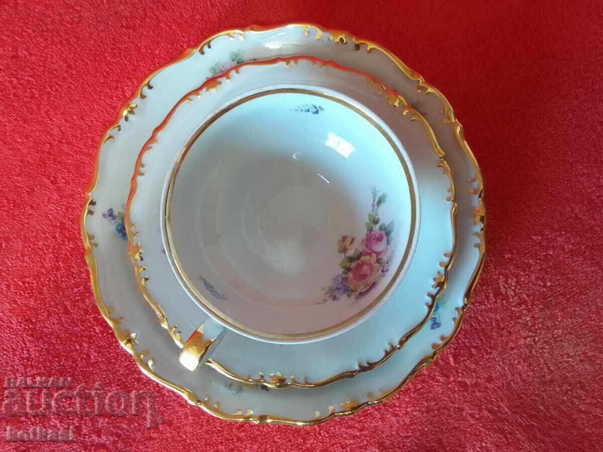 Set vechi triplu placat cu aur - ceașcă, 2 farfurii stare excelentă - 6