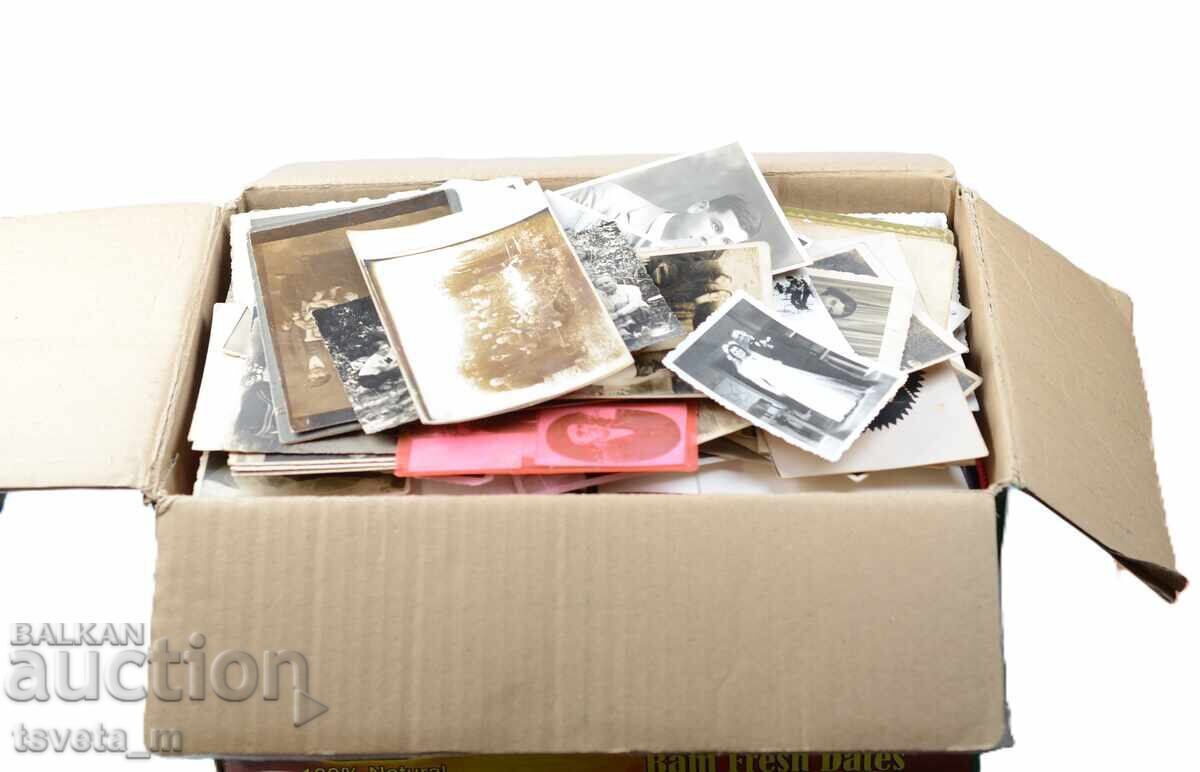 Photos and photo albums, full box 33.5 x 20 x 18 cm