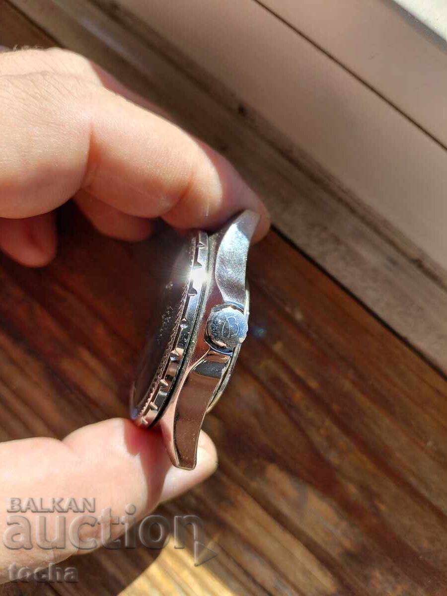 Παράδοση Breitling, φάση σελήνης . BZTS Παράδοση Breitling, φάση σελήνης . BZTS