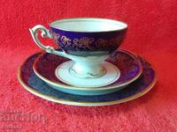 Стар троен сет PMP чаша ,2 чинии ,позлата Кобалт ГДР GDR