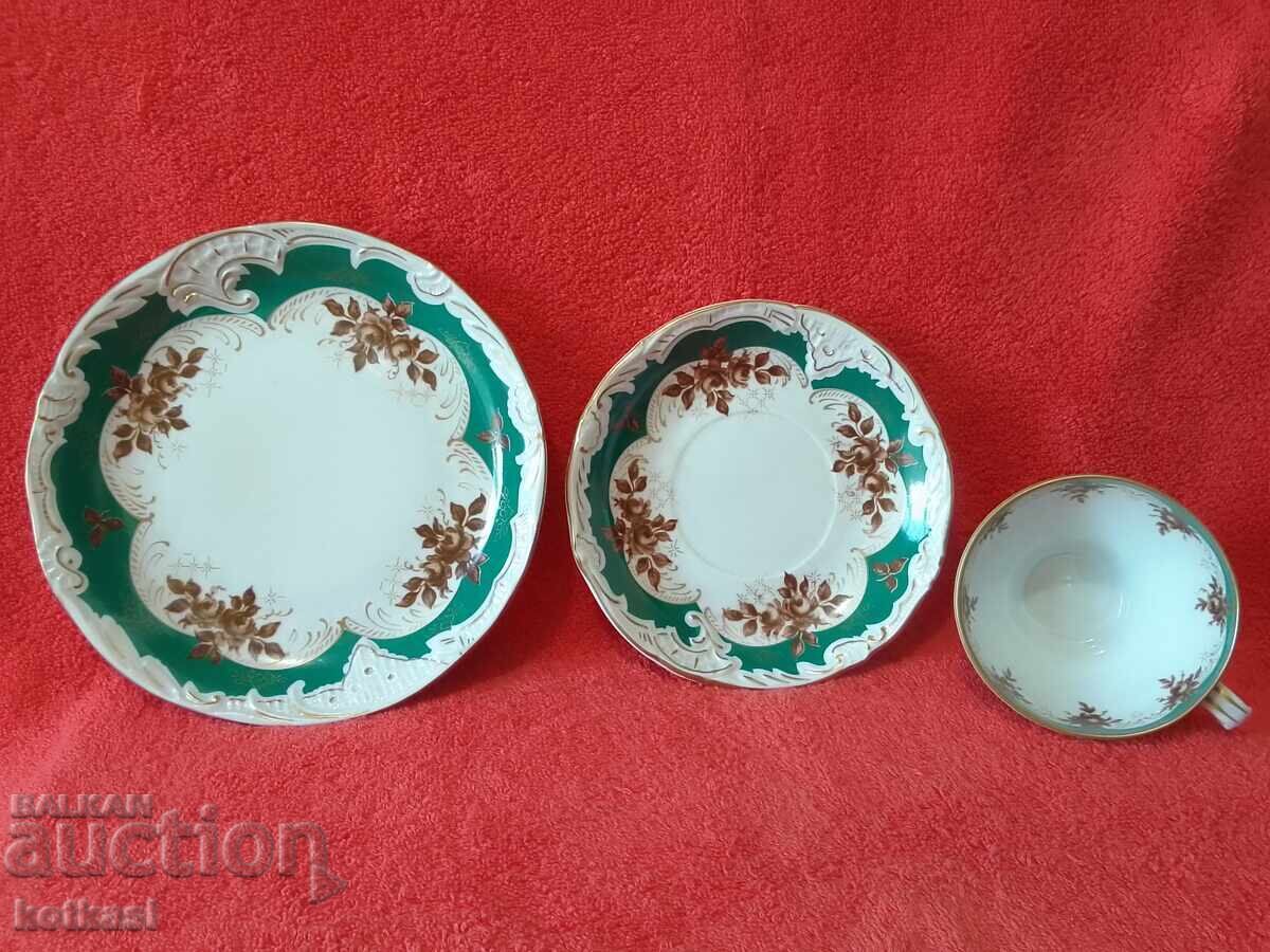 Δημοπρασία Παλιό σετ τριών τεμαχίων PMP φλιτζάνι, 2 πιάτα, επιχρύσωση GDR GDR