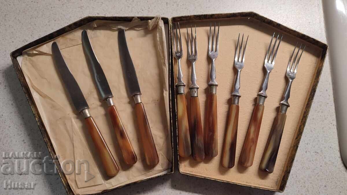 Солинген двете щъркелчета. Нож и виличка