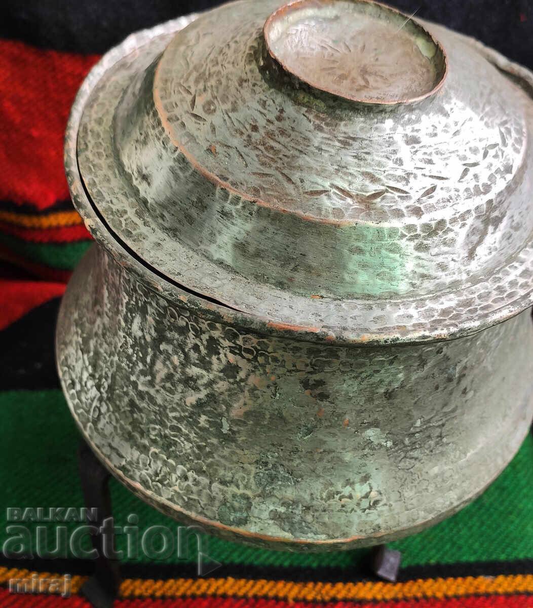 2 τμχ. ΠΑΛΙΑ ΧΕΙΡΟΠΟΙΗΤΑ ΣΙΔΕΡΕΝΙΑ ΚΑΤΣΑΡΟΛΙΑ ΜΕ ΚΑΠΑΚΙ ΚΑΙ ΣΑΤΖΕΚ ΓΙΑ ΤΖΑΚΙ με τιμή 380.00 BGN | € 194.29