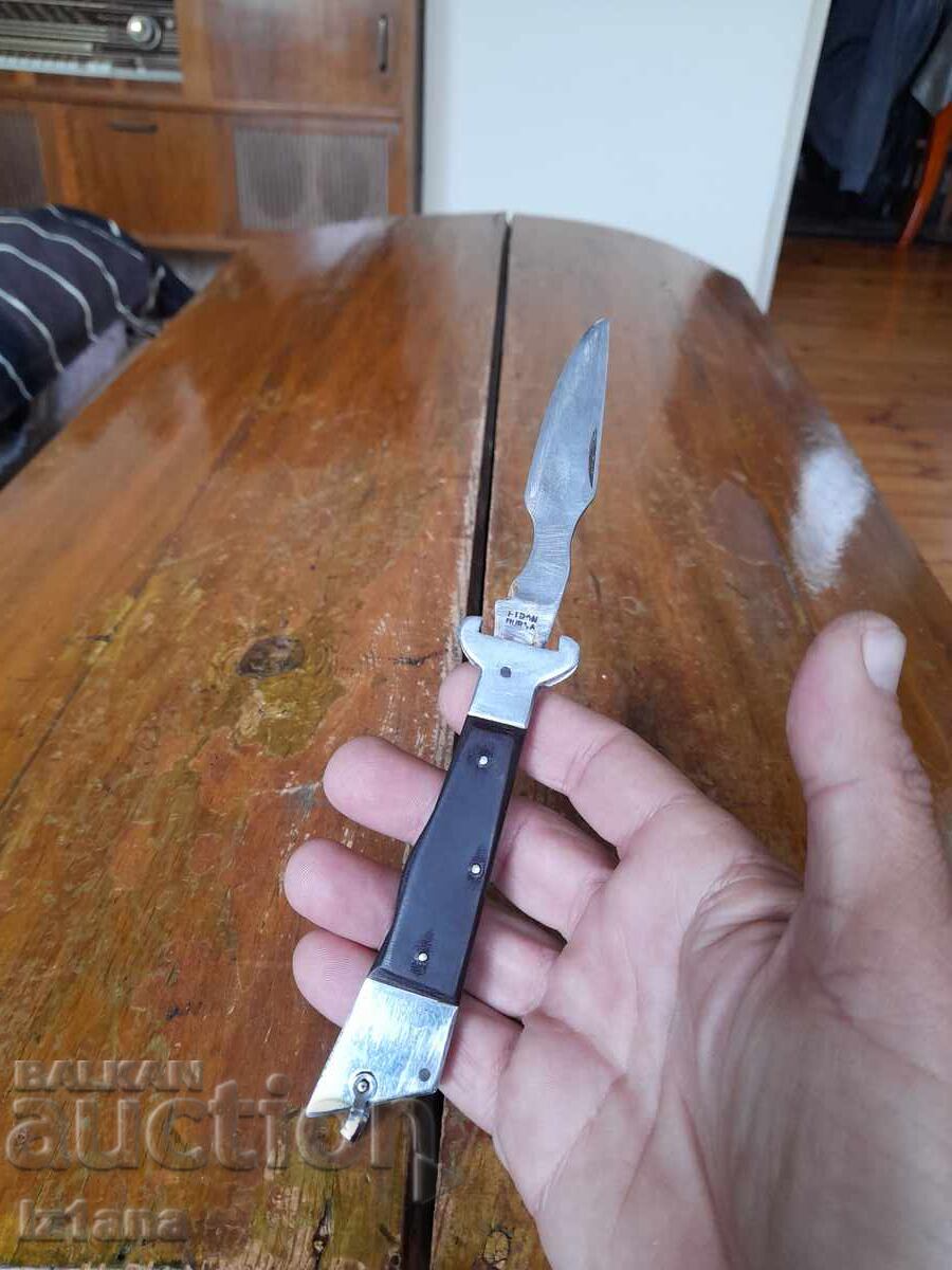Delivery of Old pocket knife, blade, blade