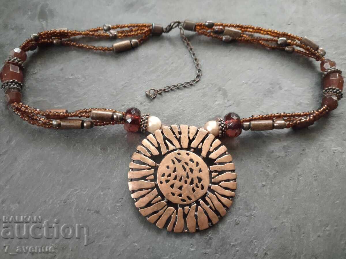 Κολιέ μενταγιόν κόσμημα 29.10.25 με τιμή 49.00 BGN | € 25.05