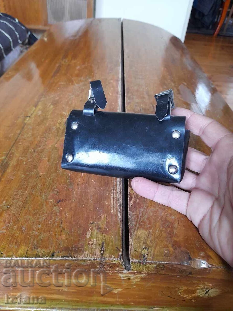 Δημοπρασία Παλιά τσάντα ποδηλάτου, ποδήλατο