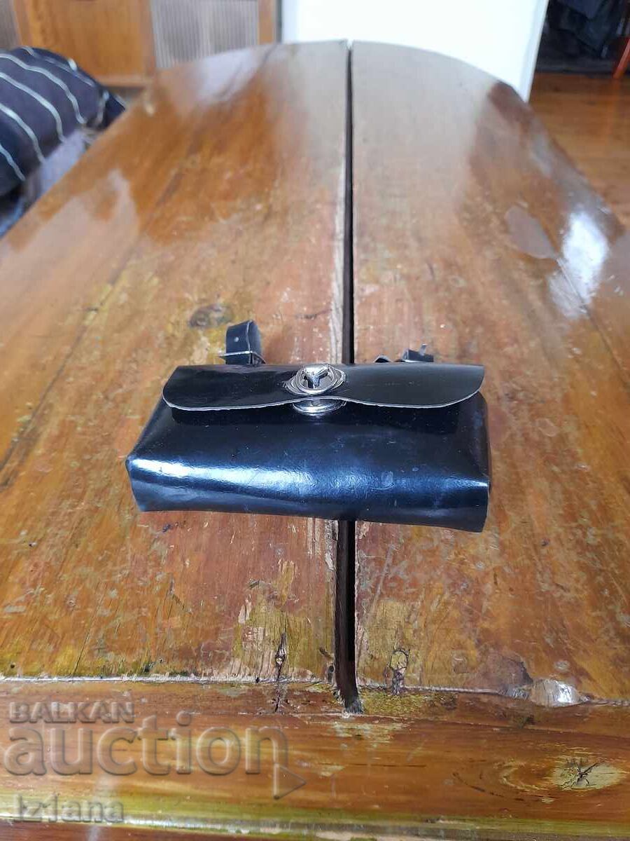 Παλιά τσάντα ποδηλάτου, ποδήλατο