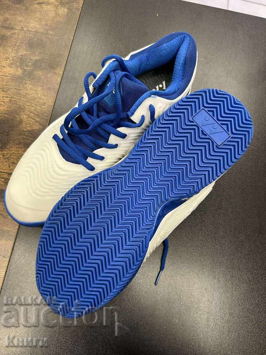 Delivery of LEFUS Sneakers - Size 43 - New