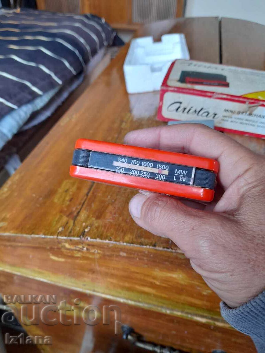 Licitație Radio vechi, receptor radio Aristar Licitație Radio vechi, receptor radio Aristar