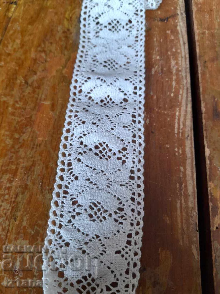 Old lace with price 28.00 BGN | € 14.32 Old lace with price 28.00 BGN | € 14.32