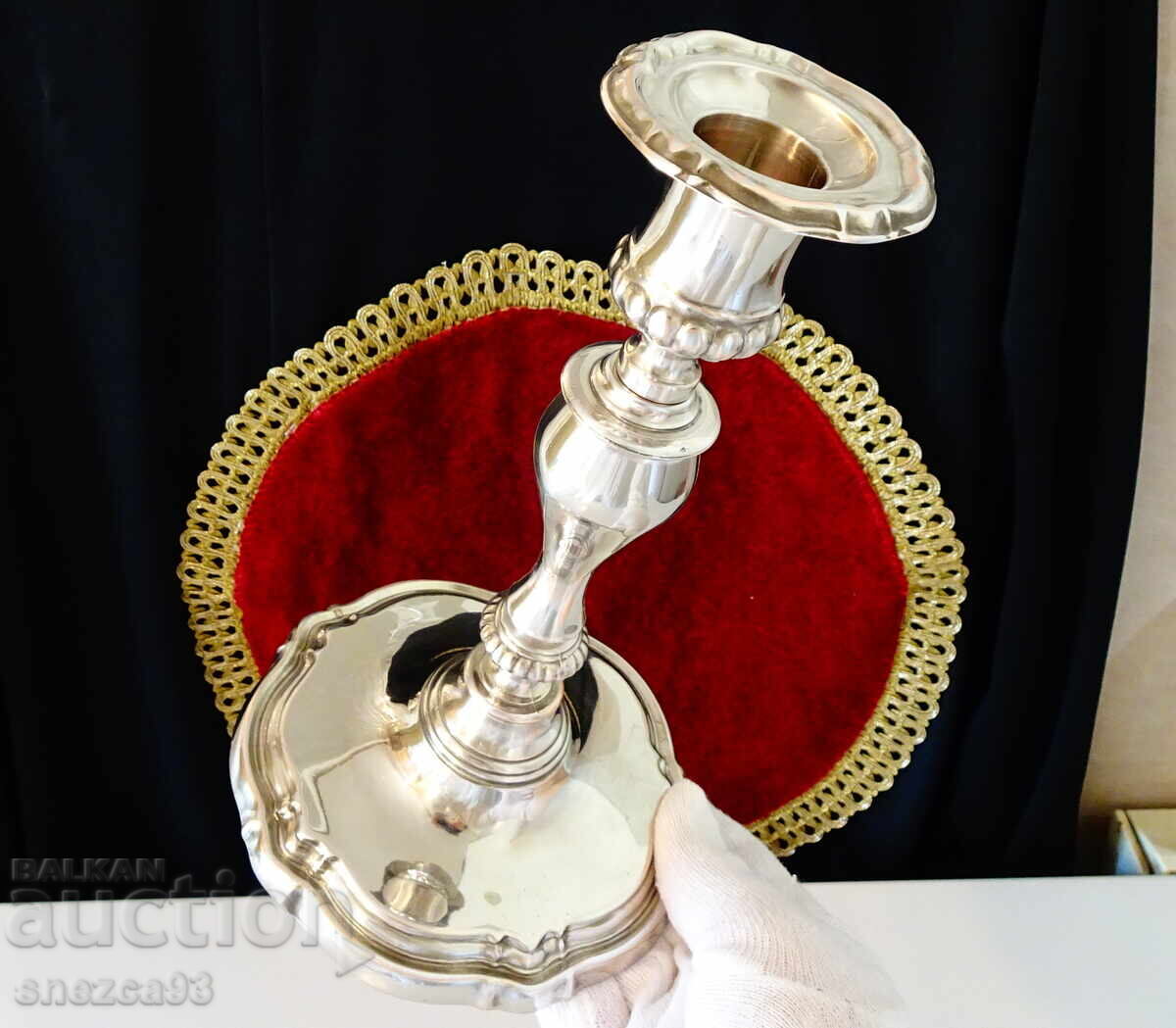 Auction  Victorian silver-plated candle holder made of copper, 550 g, 22 cm
