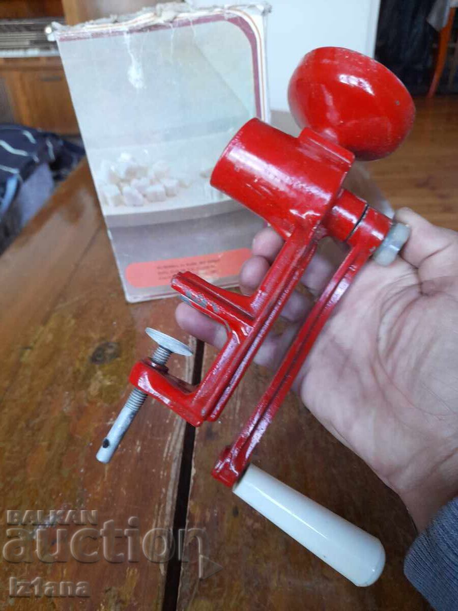 Auction Old coffee grinder, grinder, coffee grinder Auction Old coffee grinder, grinder, coffee grinder