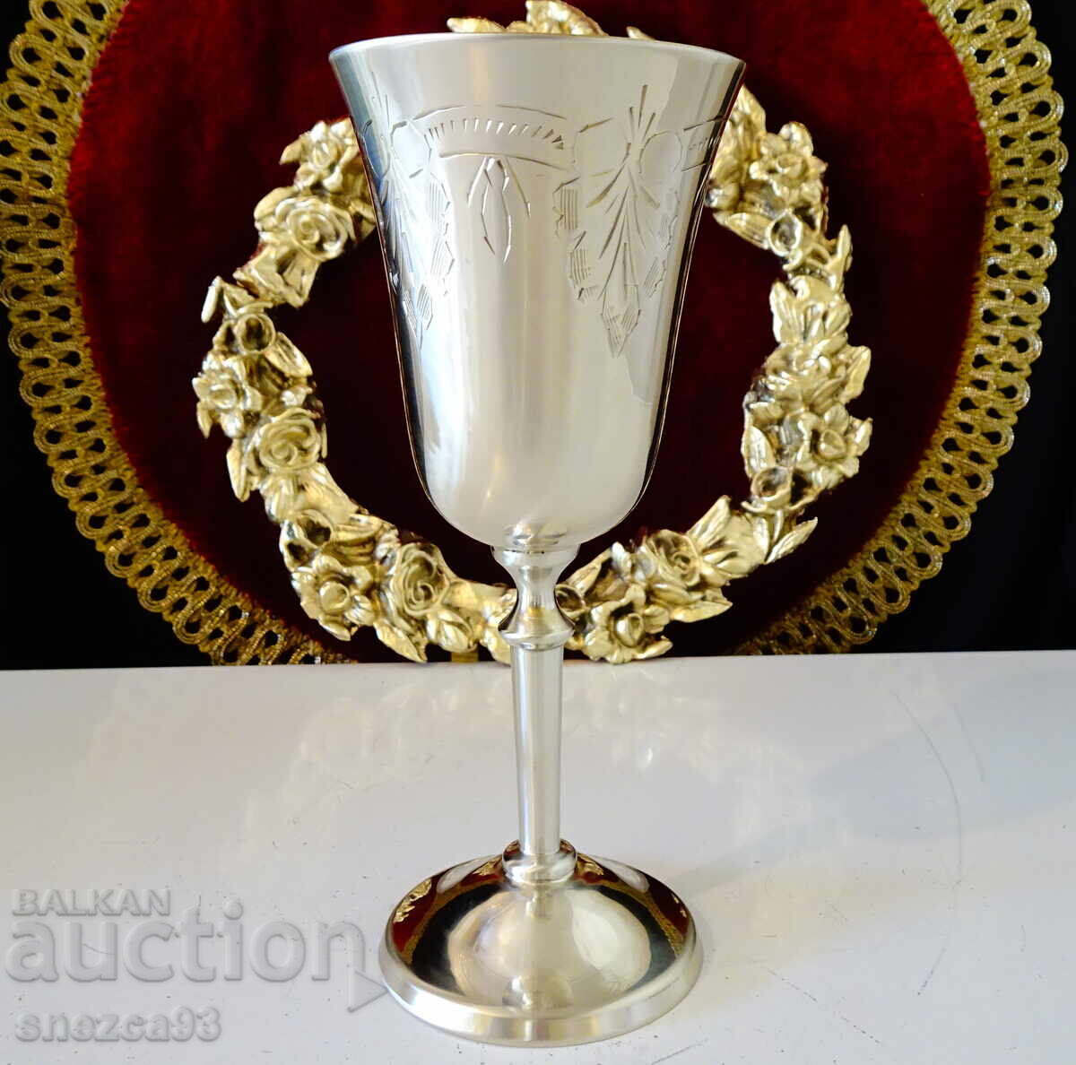 Υπέροχο μπρούτζινο ποτήρι κρασιού 16 εκ., μπαρόκ με τιμή 75.00 BGN | € 38.35