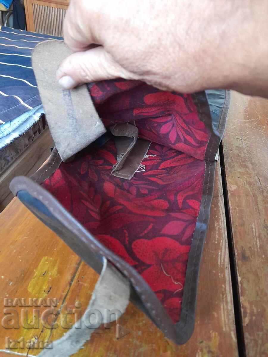 Licitație Carcasă veche de pușcă Licitație Carcasă veche de pușcă