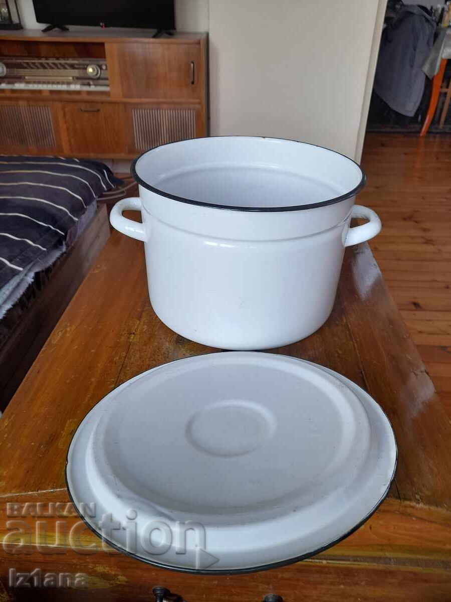 Δημοπρασία Παλιά γλάστρα από σμάλτο