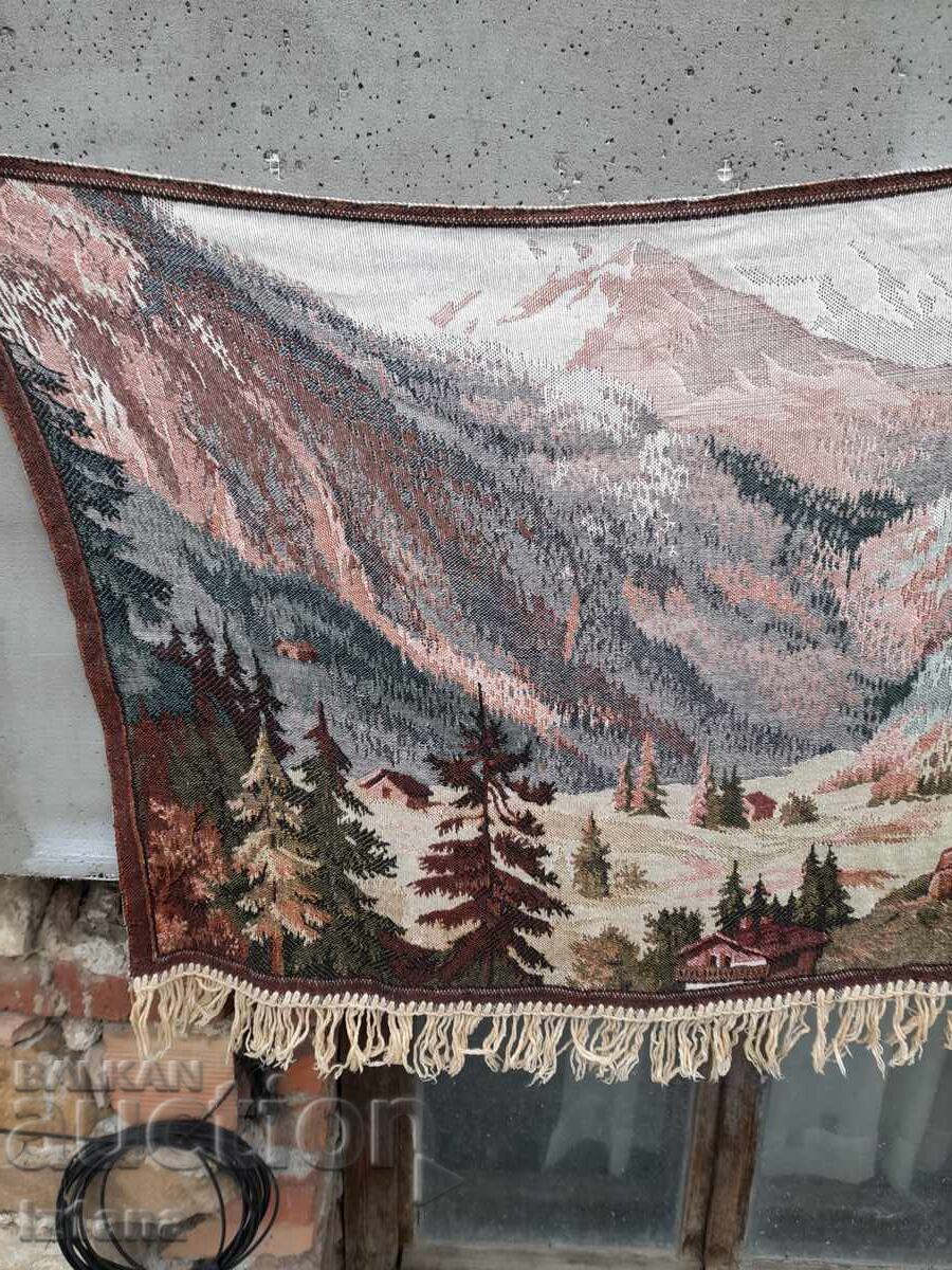 Auction Antique carpet, wall covering Auction Antique carpet, wall covering