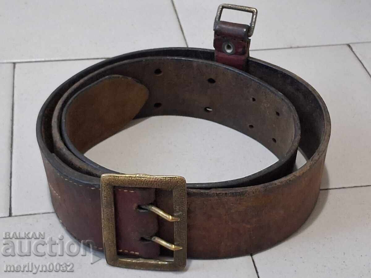 Δερμάτινη ζώνη μάχης αξιωματικού WW2 με τιμή 30.00 BGN | € 15.34 Δερμάτινη ζώνη μάχης αξιωματικού WW2 με τιμή 30.00 BGN | € 15.34