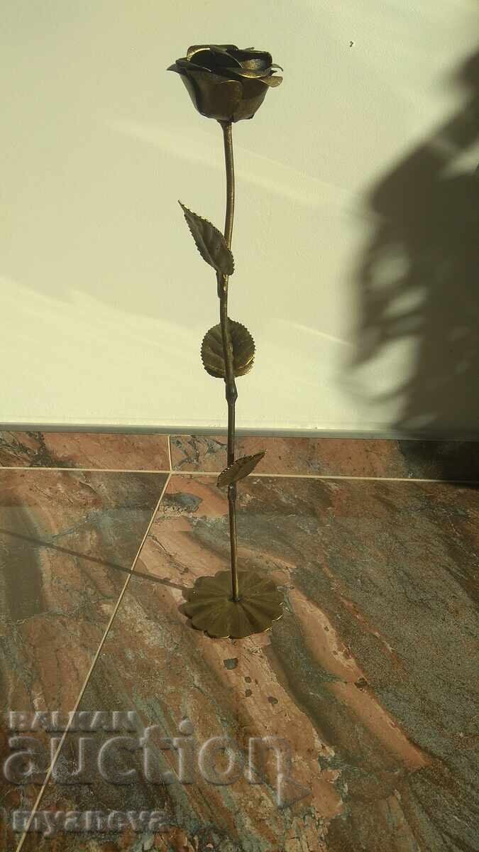Auction  Metal sculpture, rose, handmade, with bronze color
