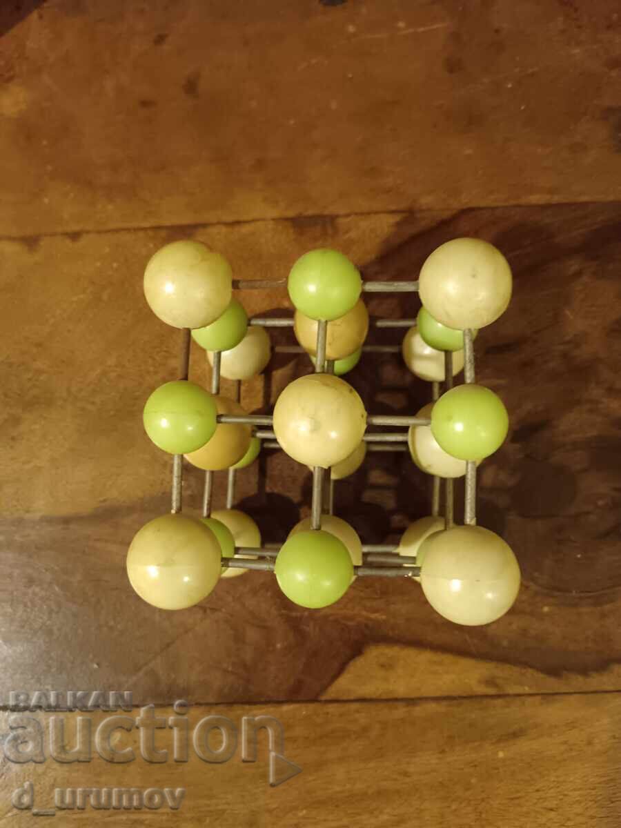Livrarea Model spațial vintage al unei molecule/rețea cristalină