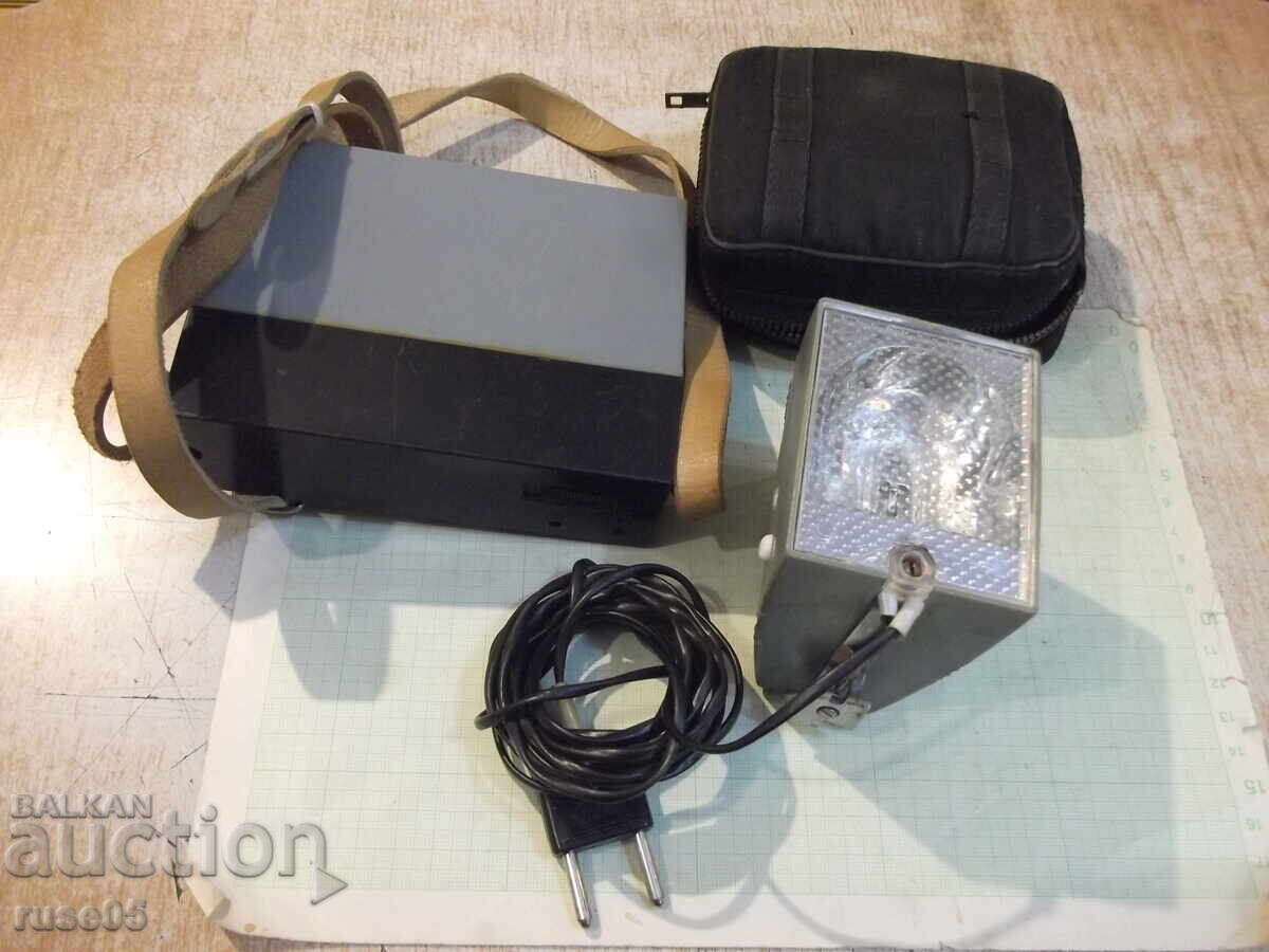 Flash "FIL11 NORMA" with power supply and case, working with price 15.00 BGN | € 7.67