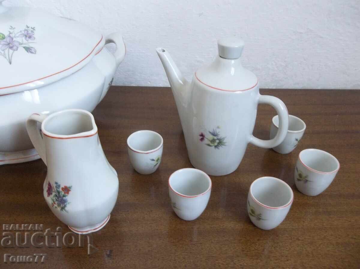 Супници и други. с цена € 100.00 | 195.58 лв. Супници и други. с цена € 100.00 | 195.58 лв.