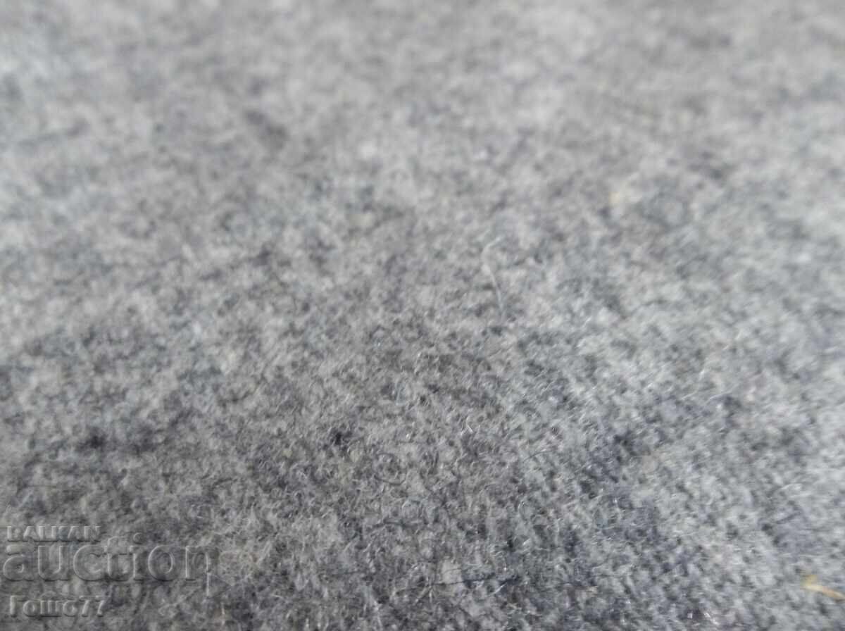 Δεν μπορώ να μεταφράσω αυτό το τί με τιμή 15.00 BGN | € 7.67