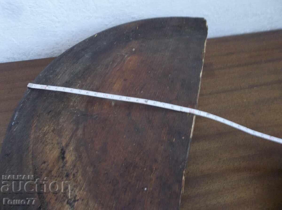 Chairs with price 10.00 BGN | € 5.11