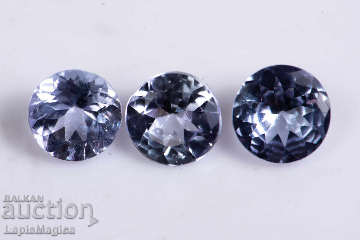 3 pieces Tanzanite 0.68ct 3.8mm round cut