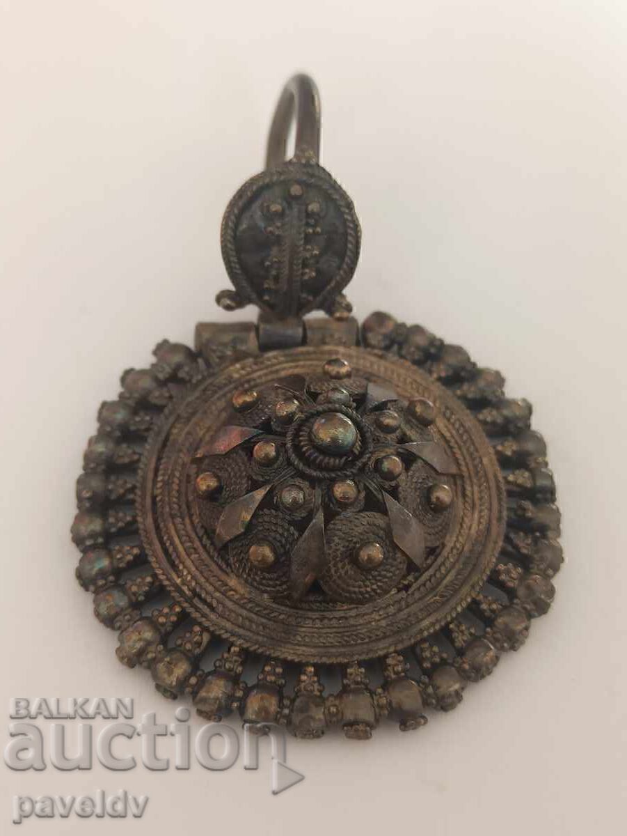 Възрожденска сребърна сечан обеца - Арпалия - 1бр! Възрожденска сребърна сечан обеца - Арпалия - 1бр!