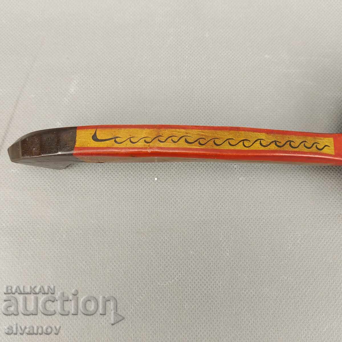 Licitație Lingură rusească din lemn, pictată manual, pentru servire #3580