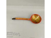 Lingură rusească din lemn, pictată manual, pentru servire #3580