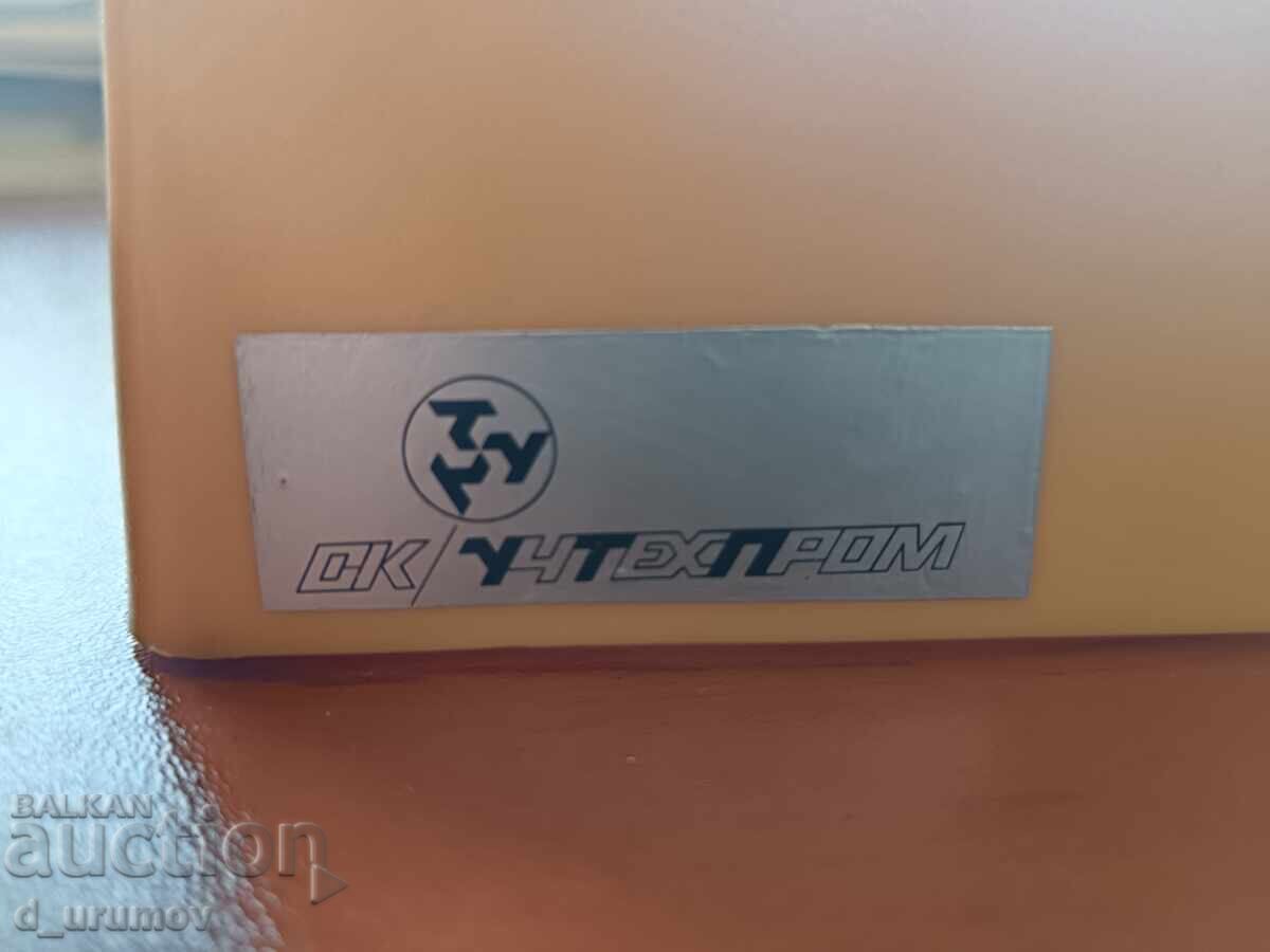 Colecție veche de manuale de geografie – „Tipuri de roci” - 5