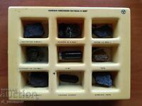 Colecție veche de manuale de geografie – „Resurse minerale – Cărbune"