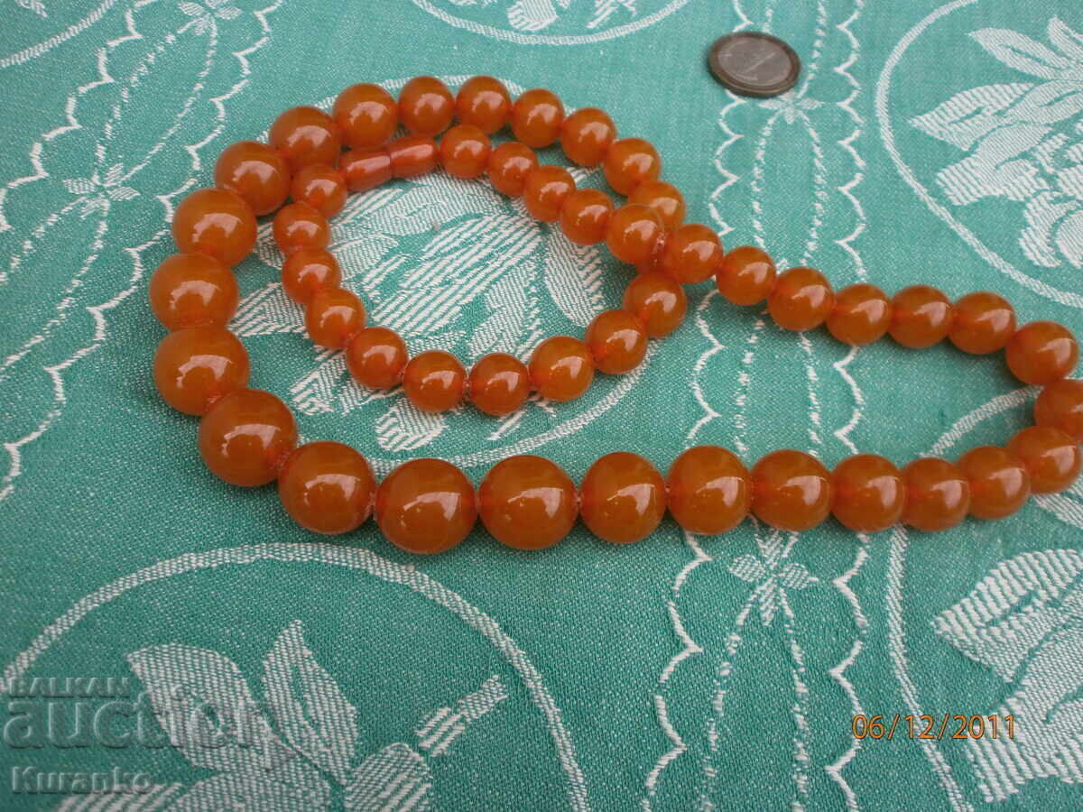 Old amber necklace, 70 grams - 12
