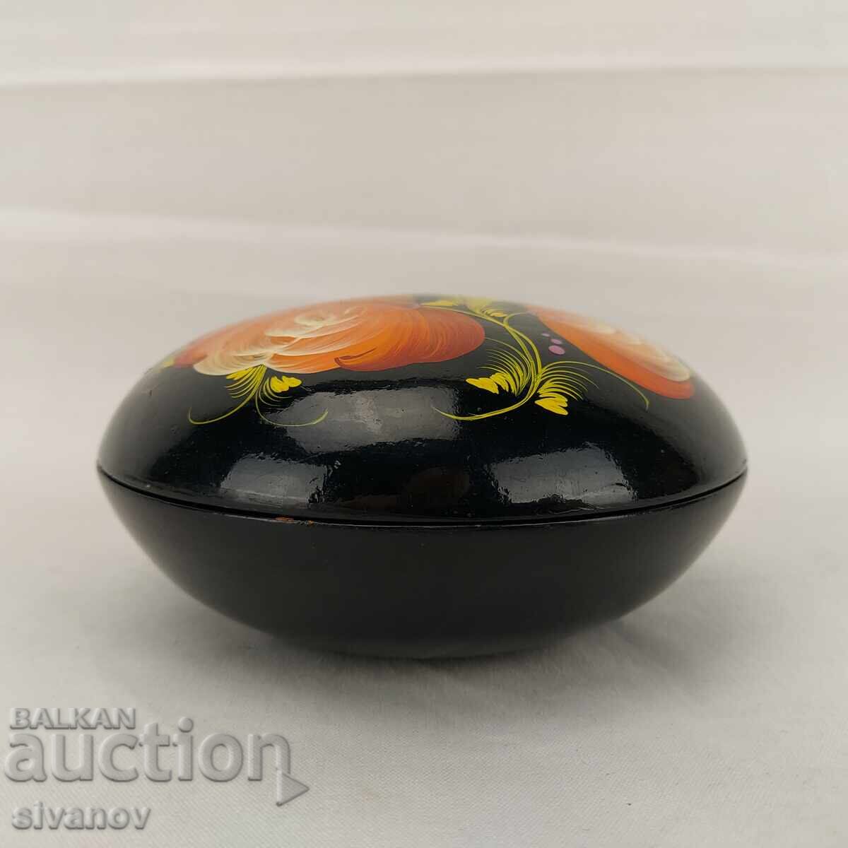 Licitație Cutie rotundă veche din lemn rusesc pentru bijuterii, cu lac negru #3675