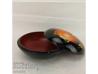 Cutie rotundă veche din lemn rusesc pentru bijuterii, cu lac negru #3675