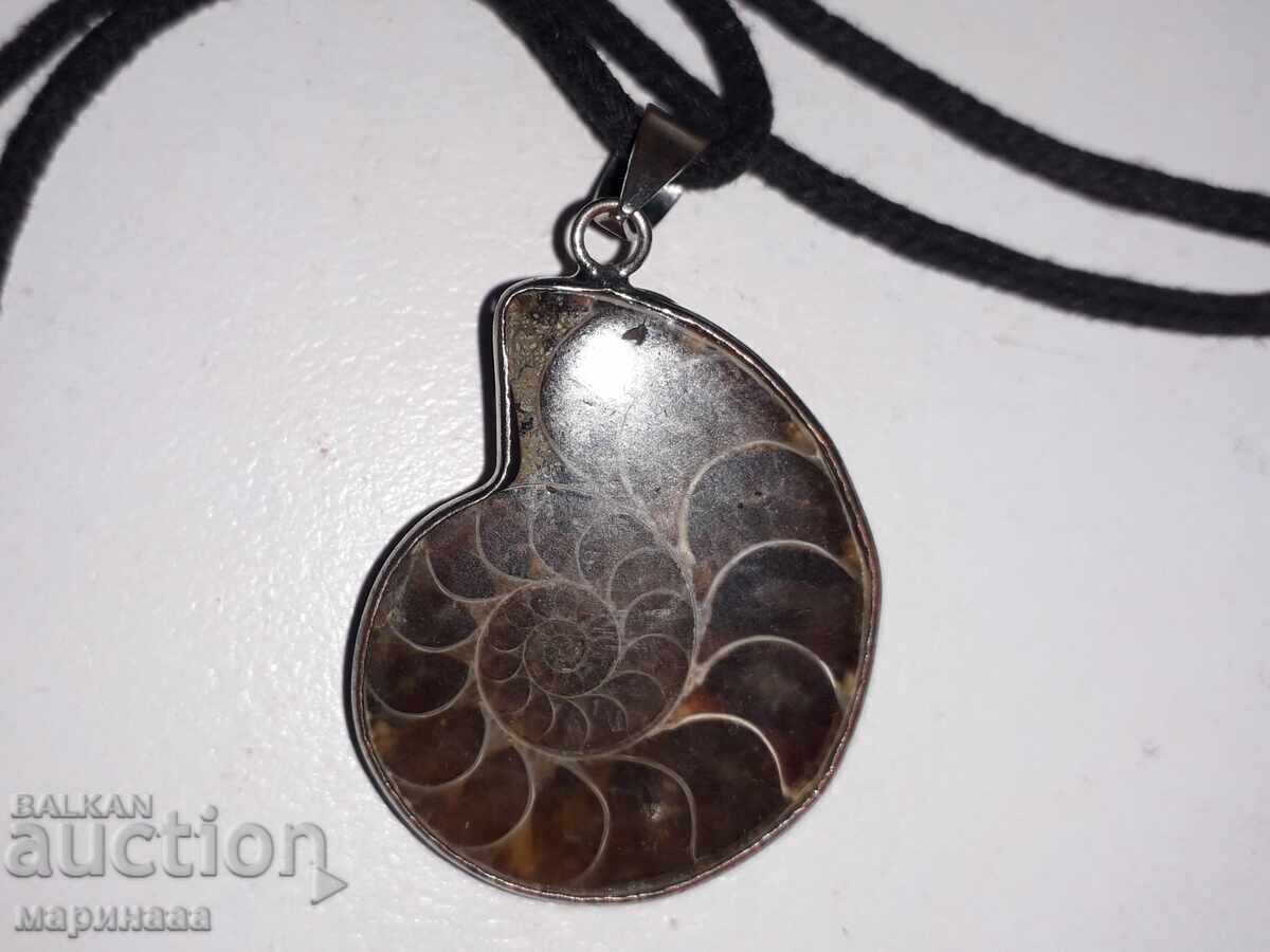 Fossil Necklace with price 6.00 BGN | € 3.07