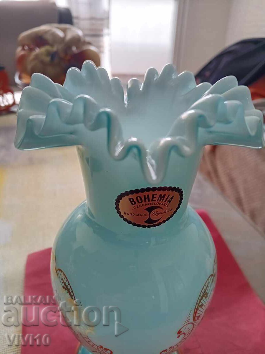 Vază veche Bohemia, Cehia 21cm cu preț € 60.00 | 117.35 BGN Vază veche Bohemia, Cehia 21cm cu preț € 60.00 | 117.35 BGN