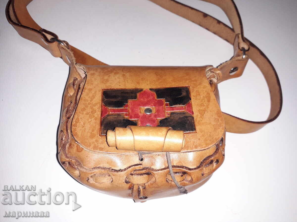 ΤΣΑΝΤΑΚΙ. ΦΥΣΙΚΟ ΔΕΡΜΑ. ΠΕΡΟΥ με τιμή 8.00 BGN | € 4.09