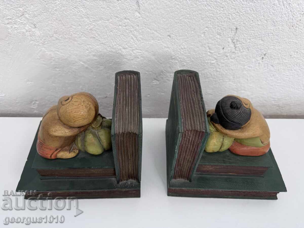 Delivery of Wooden Book Supports №7563