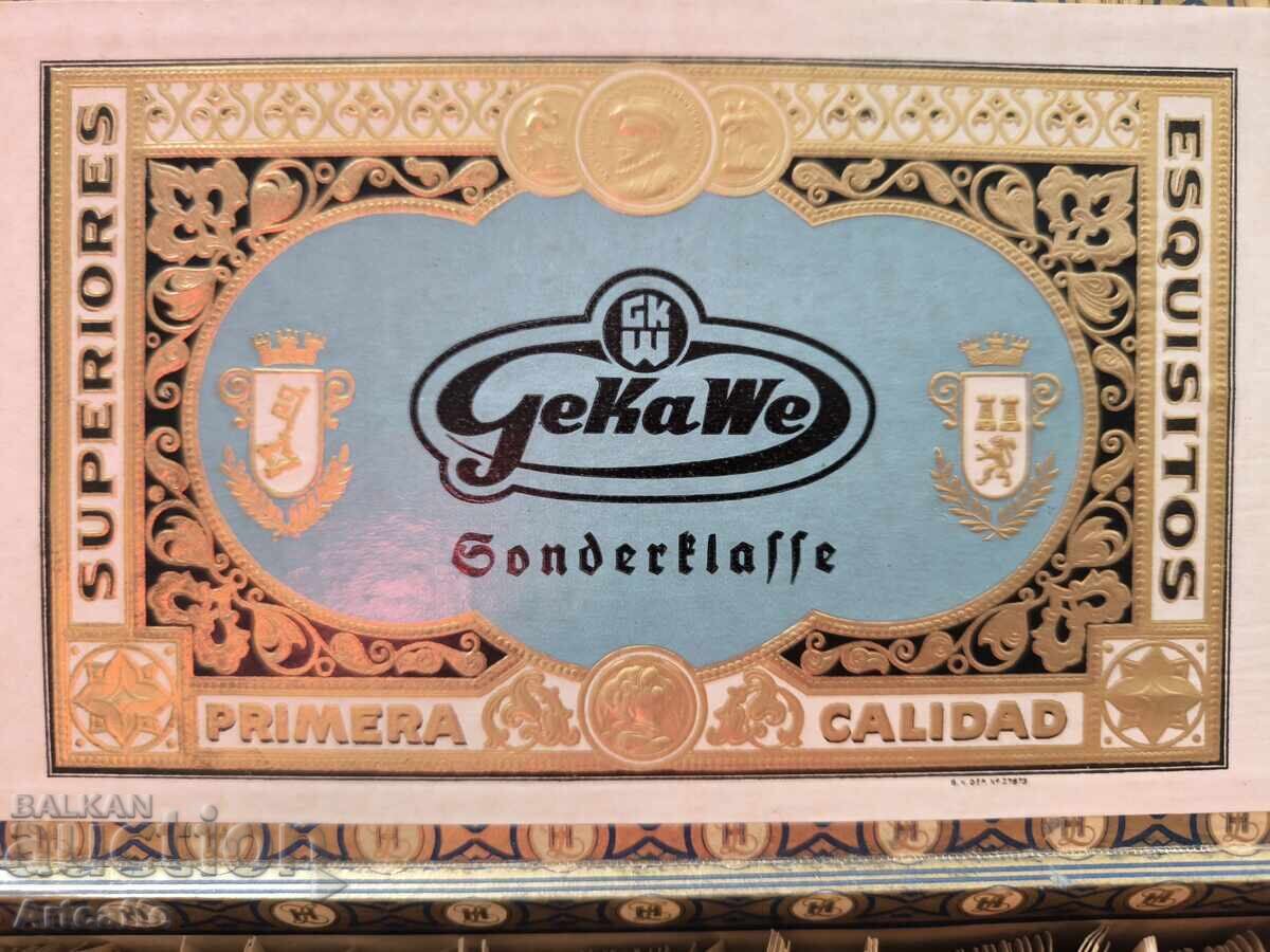 Auction  "GeKaWe Sonderklasse" cigar box with cardboard labels