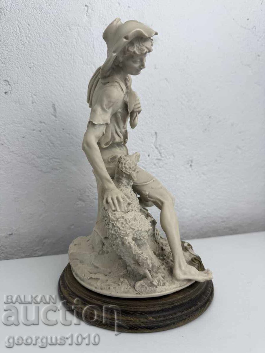 Auction Collectible Capodimonte Figurine No. 7564 Auction Collectible Capodimonte Figurine No. 7564
