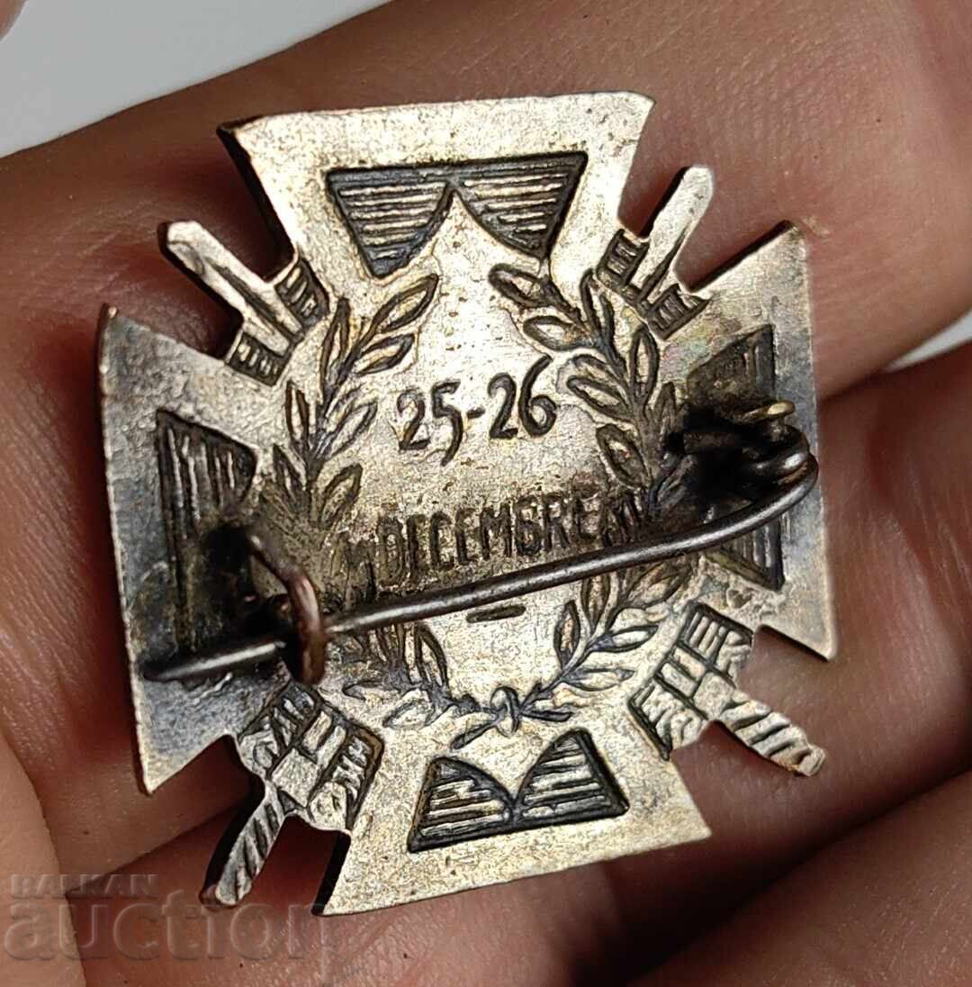 LOT RARE BADGES SIGNS MARK BADGE ENAMELED - 5 LOT RARE BADGES SIGNS MARK BADGE ENAMELED - 5