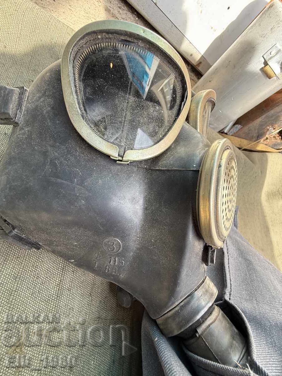 Παράδοση Ρωσική αντιασφυξιογόνος μάσκα ΠΟΛΥ ΣΠΑΝΙΑ